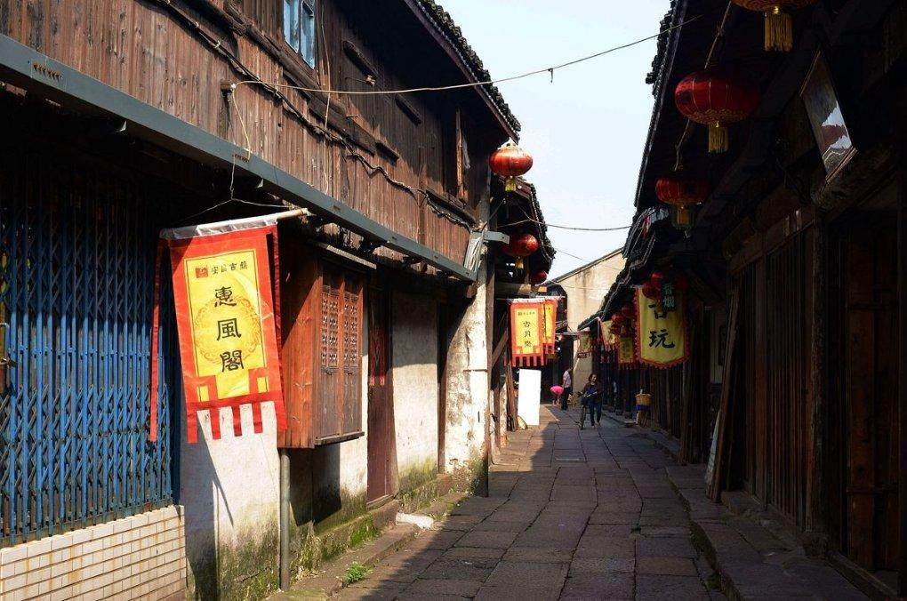 高中让学生投票决定次日菜谱，你觉得这个方法好吗？学生会欢迎吗？游戏画面